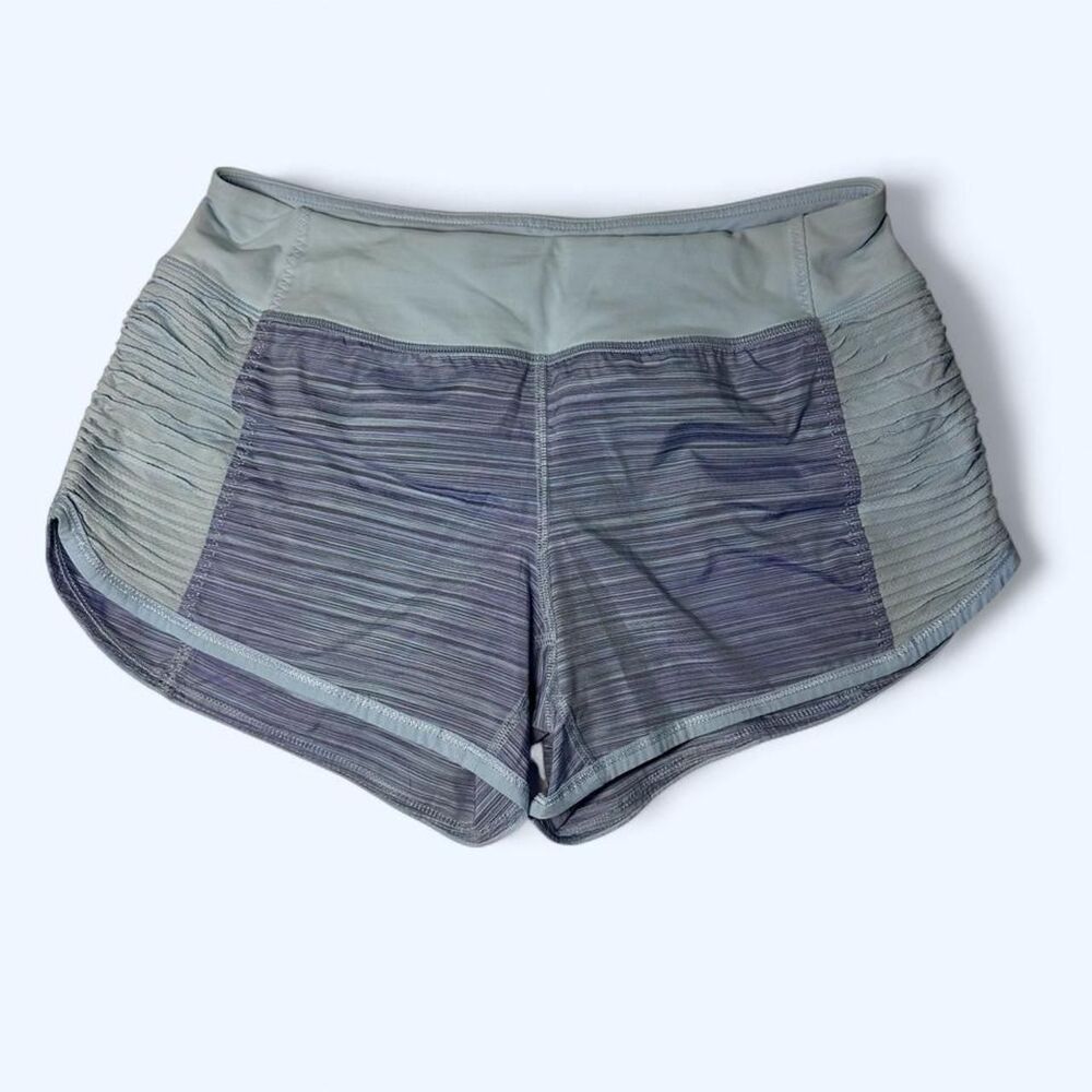 Lululemon Twisted Stripe Caspian Blue Run Bright at Night Shorts Size 6